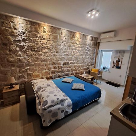 Studio Apartment Legcevic Kastela Ngoại thất bức ảnh