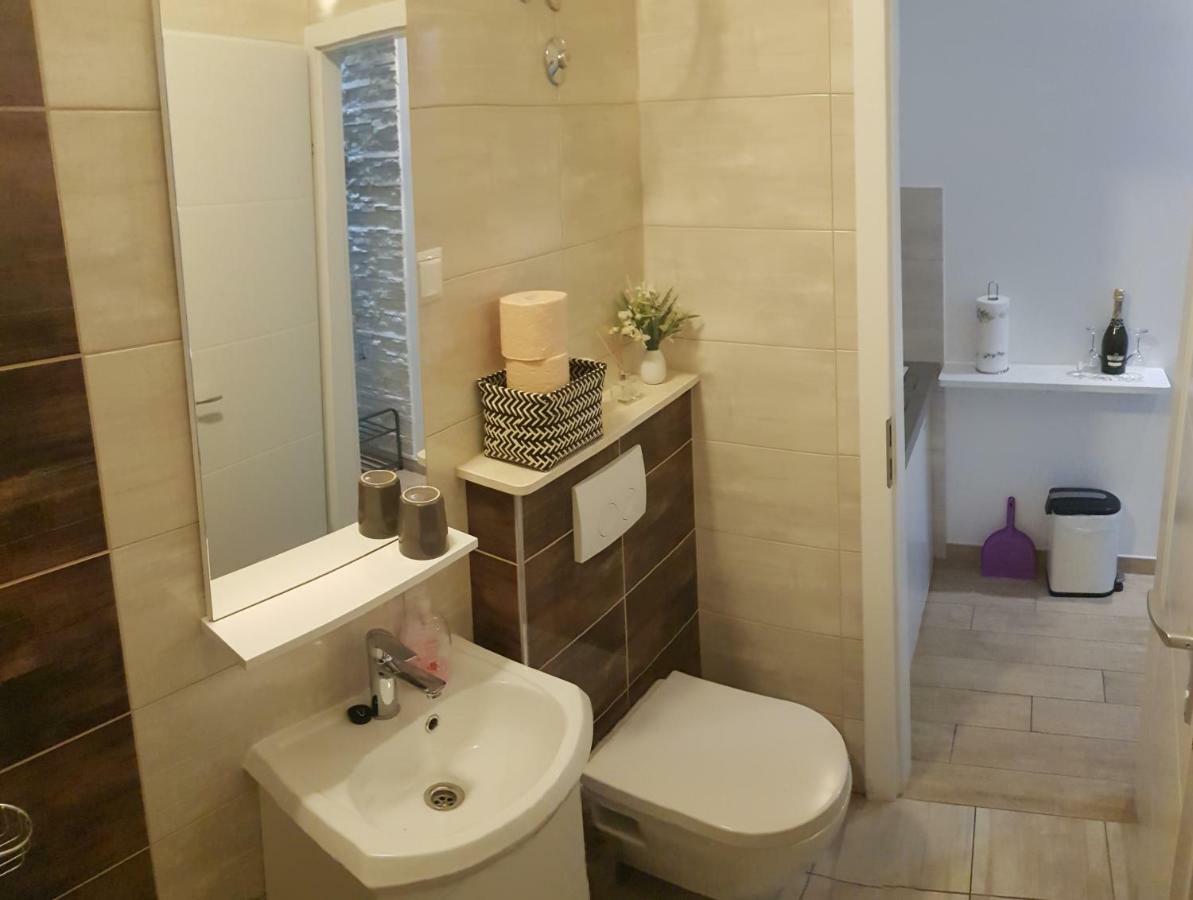 Studio Apartment Legcevic Kastela Ngoại thất bức ảnh